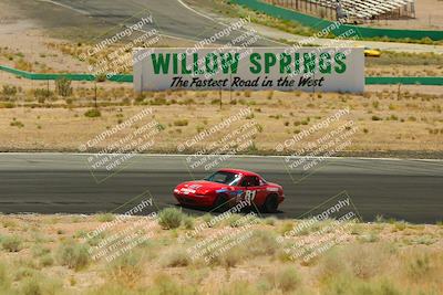 media/May-31-2025-CalClub SCCA (Sat) [[2c1a04e1ee]]/Qualifying/Group 5/Turn 4/